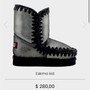 MOU kids Eskimo boot, size 13.